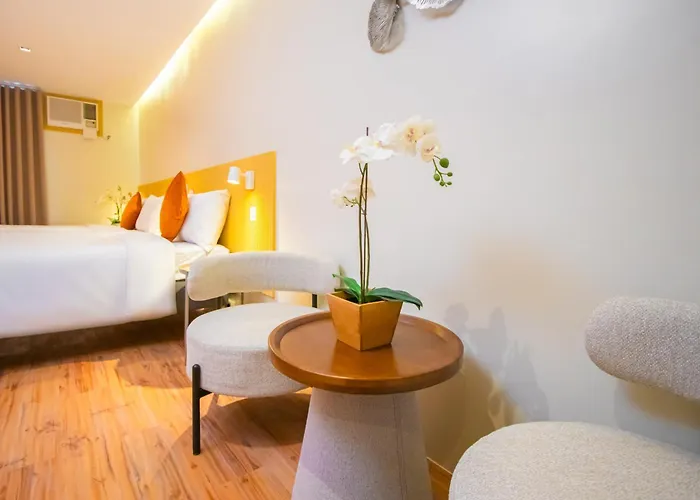 Vibrant Hotel 3*