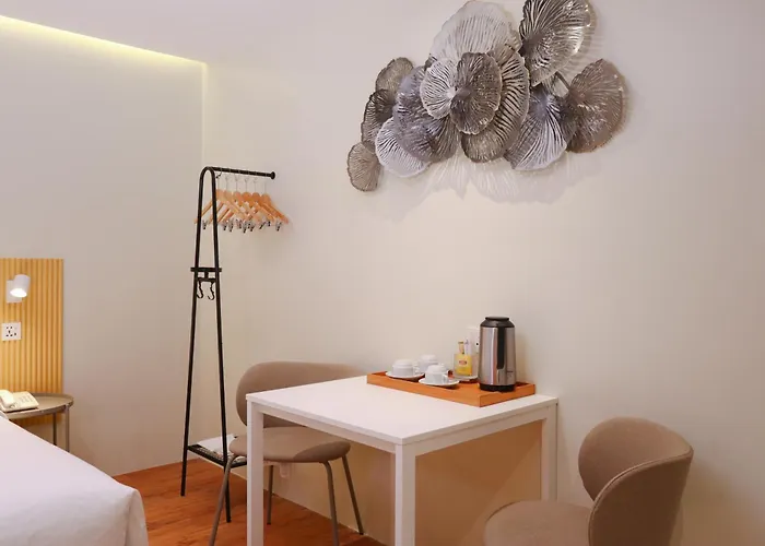 Hotel Vibrant 3*